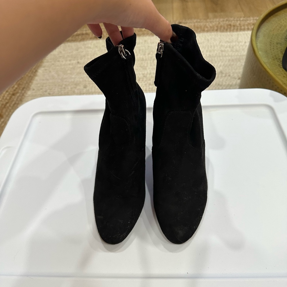 Steve Madden EDIT black heeled bootie